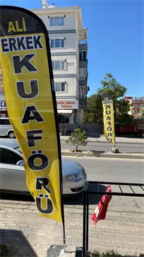 erkek-kuaforu-yelken-bayragi-23